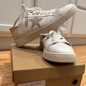 WHITE RAVEN HAYDEN STAR LOW TOP SNEAKERS, SZ 10